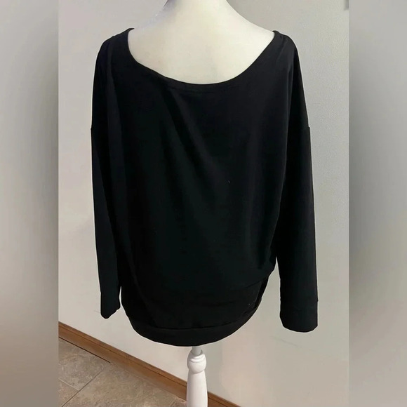 Smile Fish | Women's Off The Shoulder 80’s Sweatshirt. Size: L. - Picture 4 of 12